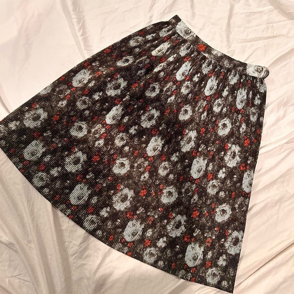 Y2K JAPANESE DESIGNER PLEATED LIGHT MIDI SKIRT FLORAL